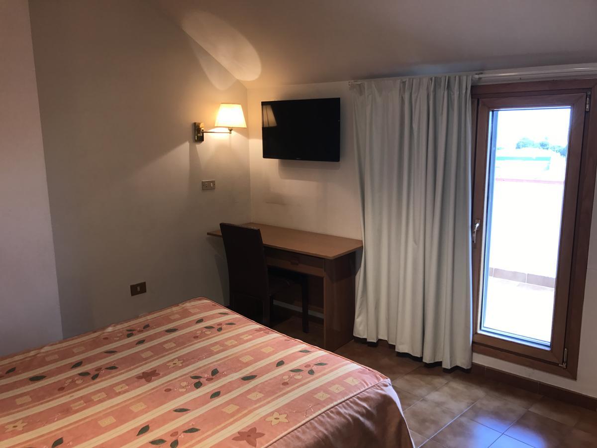 Hotel Azahar Sagunto Esterno foto